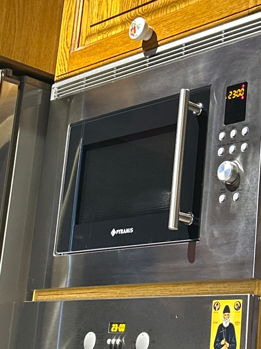 Pyramis 30 Built-in Microwave Oven with Grill 23lt Black