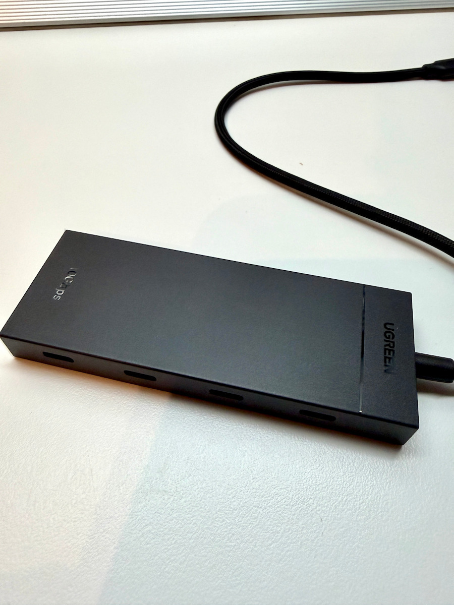 Ugreen Hub 4 Ports USB 3.2 with USB-C Connection