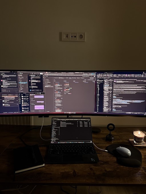 Dell UltraSharp U4924DW Ultrawide IPS Curved Monitor 49" 5120x1440 με Χρόνο Απόκρισης 5ms GTG