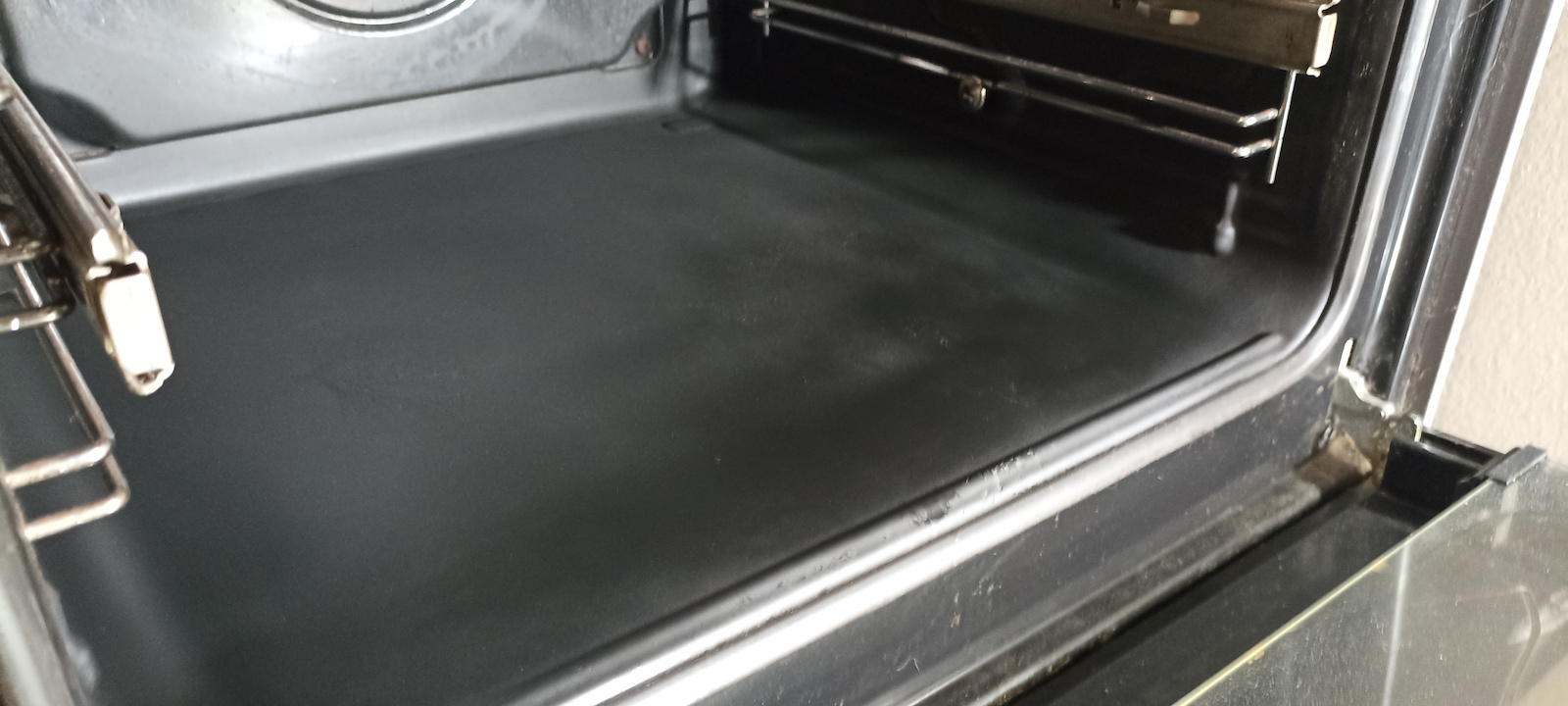 Benman Σπρέι Βαφής Heat Resistant Lacquer 800‎°C Υψηλής Θερμοκρασίας με Ματ Εφέ Μαύρο Μαύρο 400ml