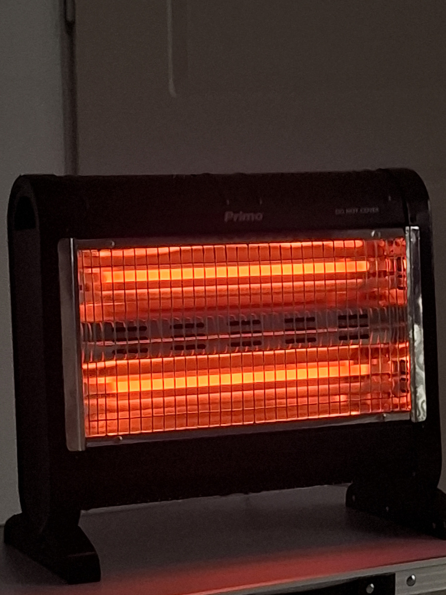 Primo PRQH-81051 Σόμπα Χαλαζία με Θερμοστάτη 1600W