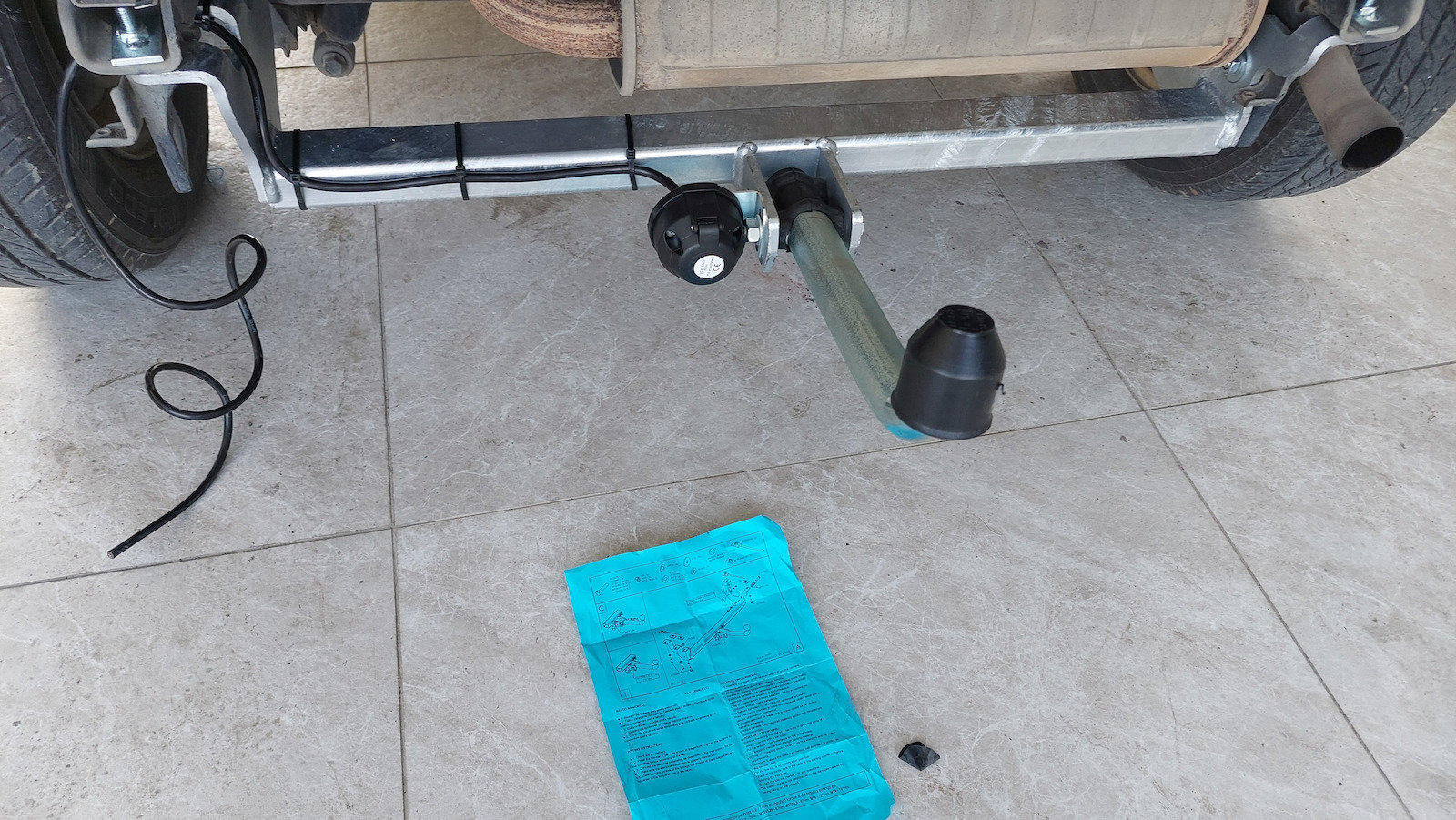 Auto Hak Tow Hook Car Suzuki Jimny 1998-2018 Maximum Towing Weight 1300kg with Screws