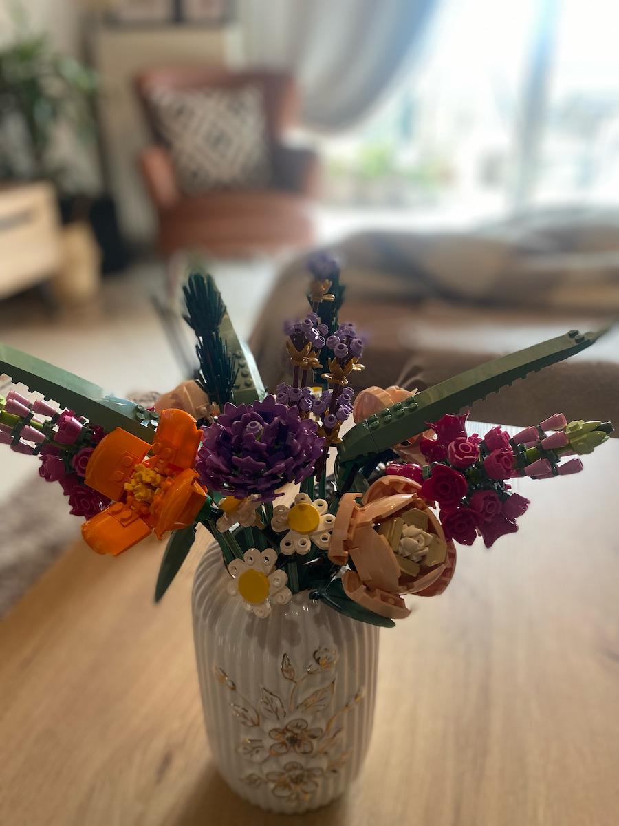 LEGO Botanical Collection Flower Bouquet Artificial Flowers for 18+ Years 756 Pieces