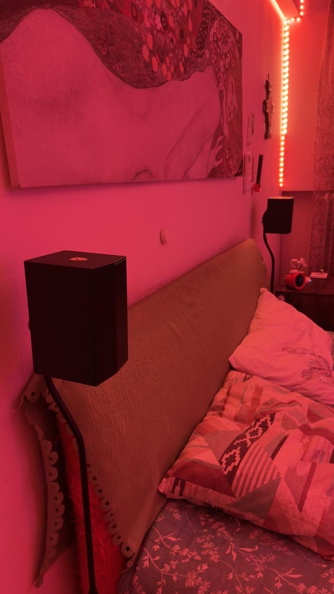 LG SPT8-S.AEUSLLK Difuzoare active 100W (Pereche) Negru