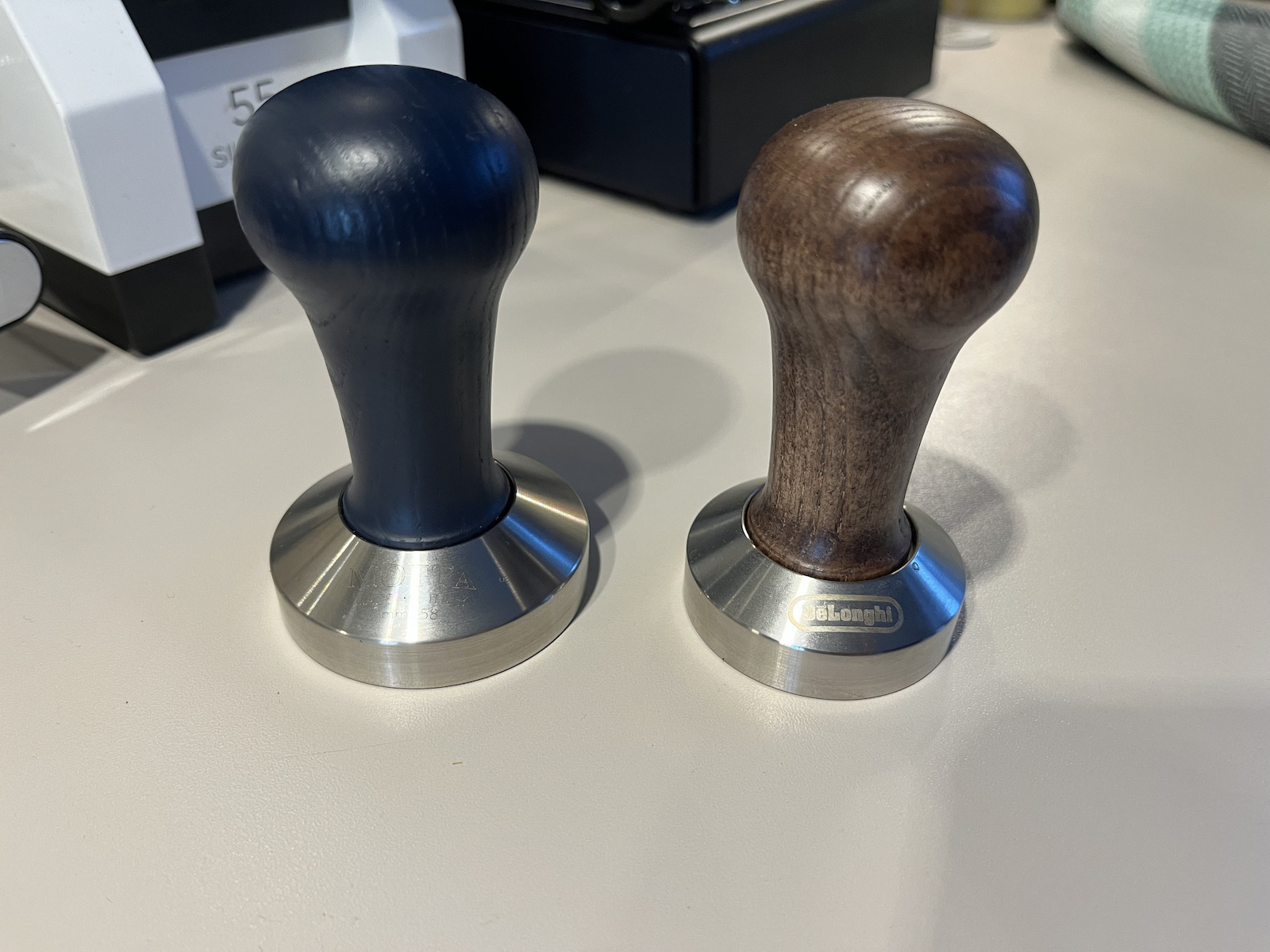 Motta 8100 Tamper with Flat Surface 58mm Brown
