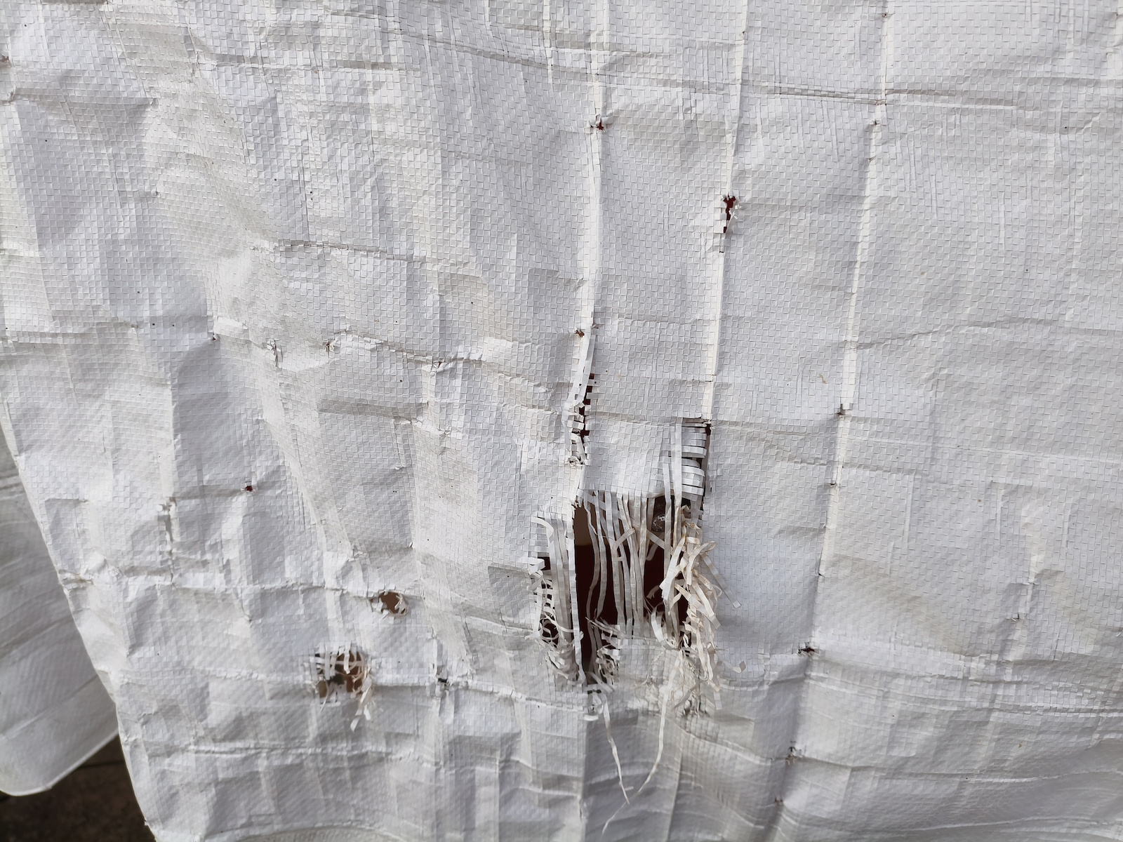 Grasher Waterproof Tarpaulin 120gr/m² 2x3m. Light Type White