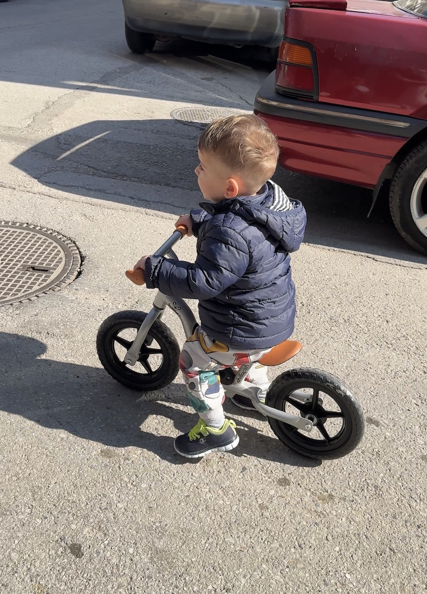 Chillafish Bicicletă de Echilibru pentru Copii Charlie Roz