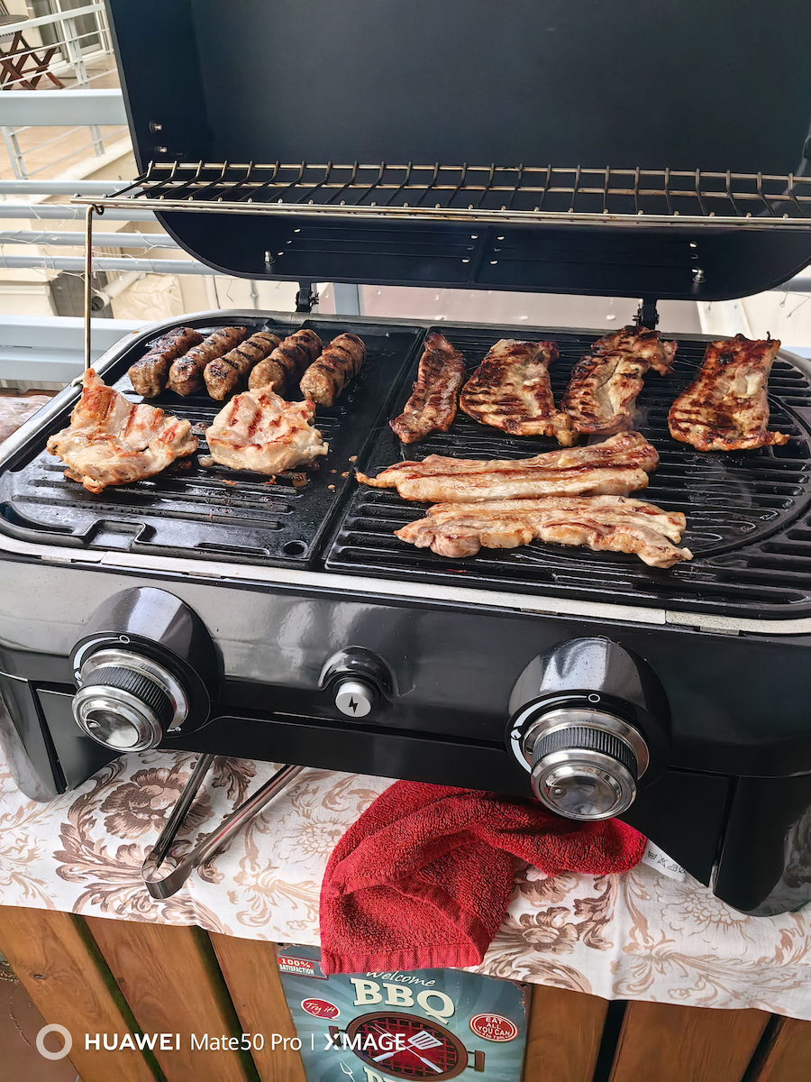 Campingaz Attitude 2100 LX Gas Grill with 2 pcs 5kW