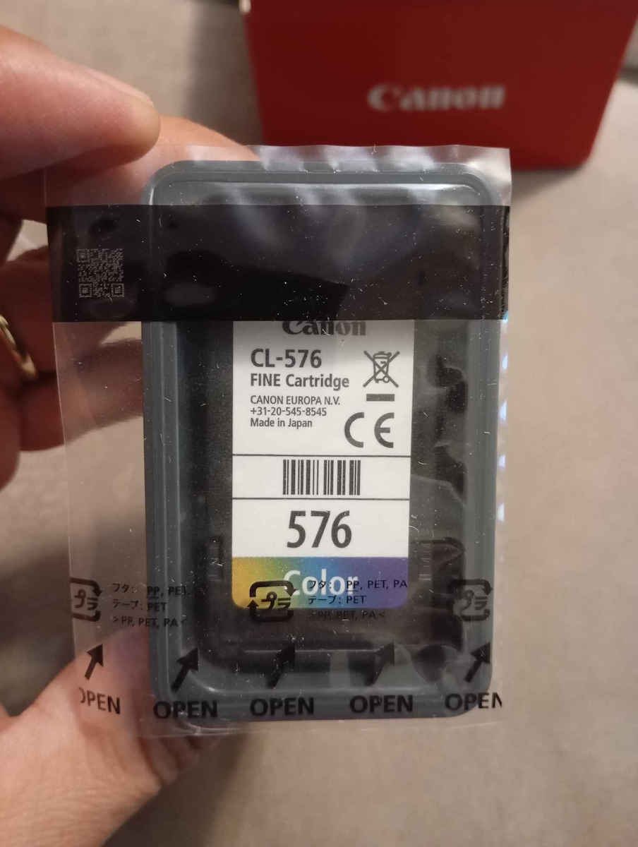 Canon PG-575 / CL-576 Original Photo Value Pack with 2 InkJet Printer Inks Black / Multiple (Color) (5438C004)