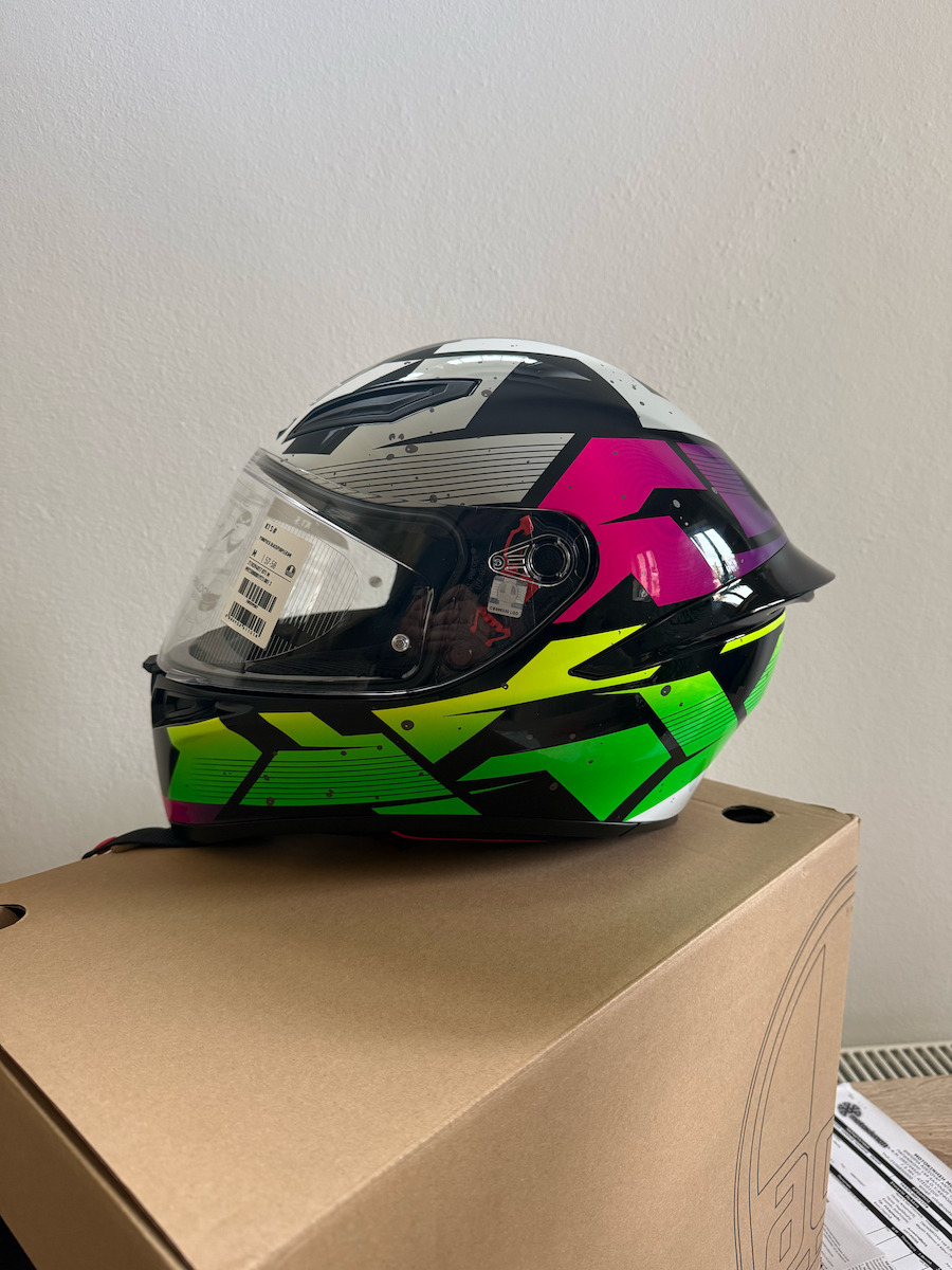 AGV K1 S Черно / Червено / Синьо Каска За Мотор Full Face ECE