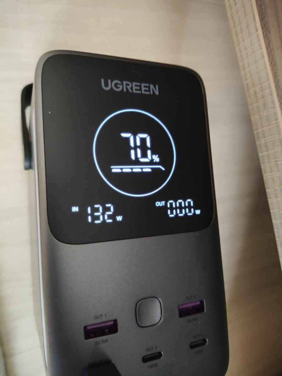 Ugreen PB770 Power Bank 48000mAh 300W with 2 USB-A Ports and 3 USB-C Ports Power Delivery Gray