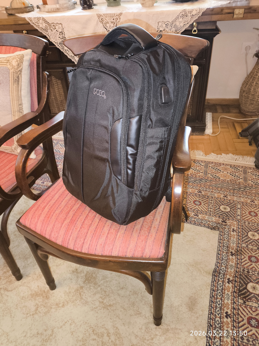 Polo Techera 18lt Black