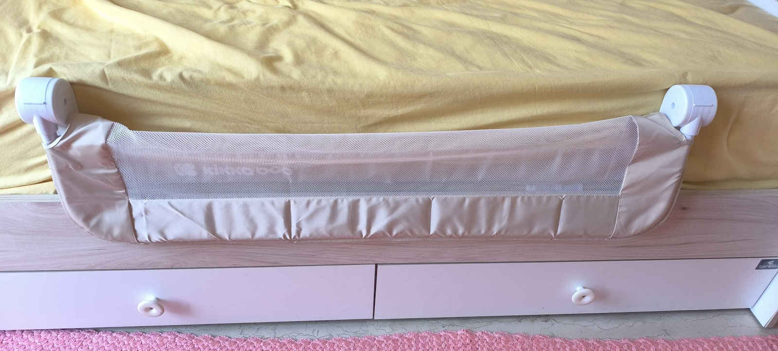 Kikka Boo I Am Safe Foldable Bed Rail Guard Simple Placement made of Fabric in Gray Color 102x35x42εκ. 1pcs