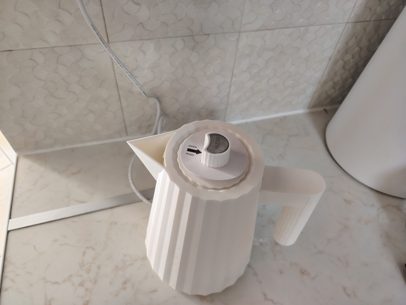Alessi Plisse MDL06/1 Βραστήρας 1lt 2200W Μαύρος