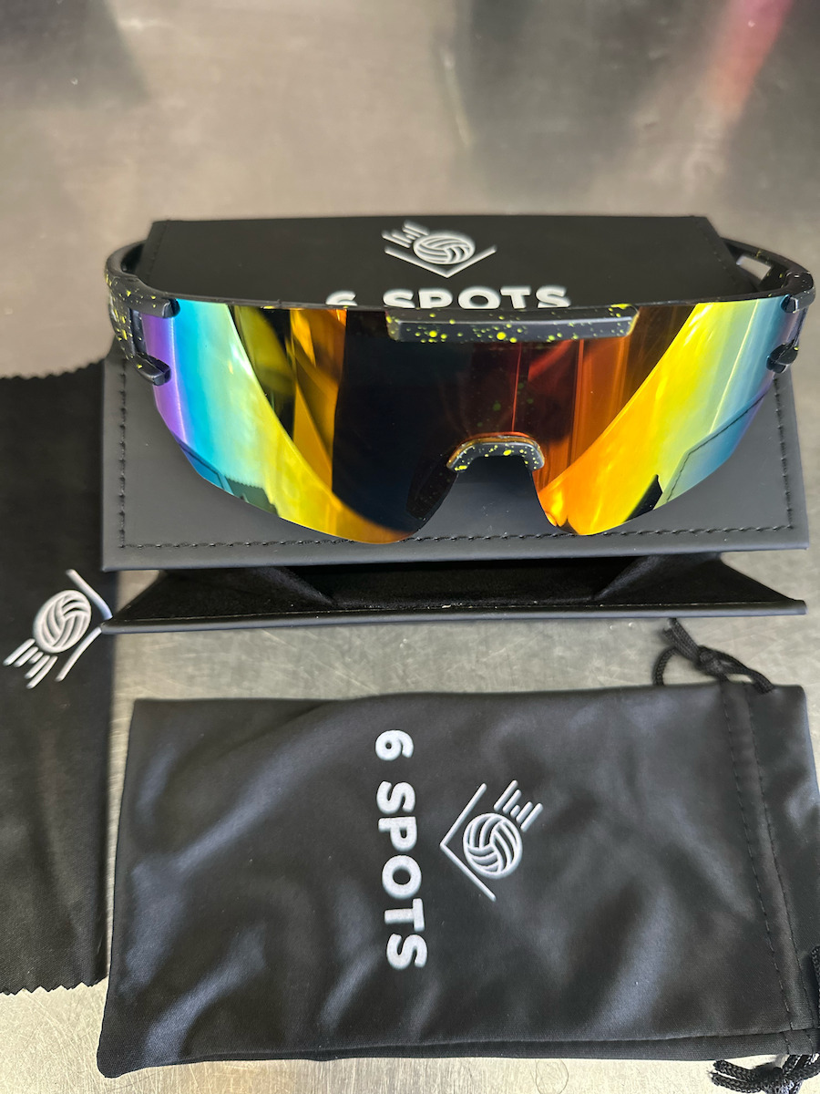 6 Spots Unisex Sonnenbrille mit Mehrfarbig Kunststoff Gestell und Mehrfarbig Spiegel Linse 6SPSUGBRB