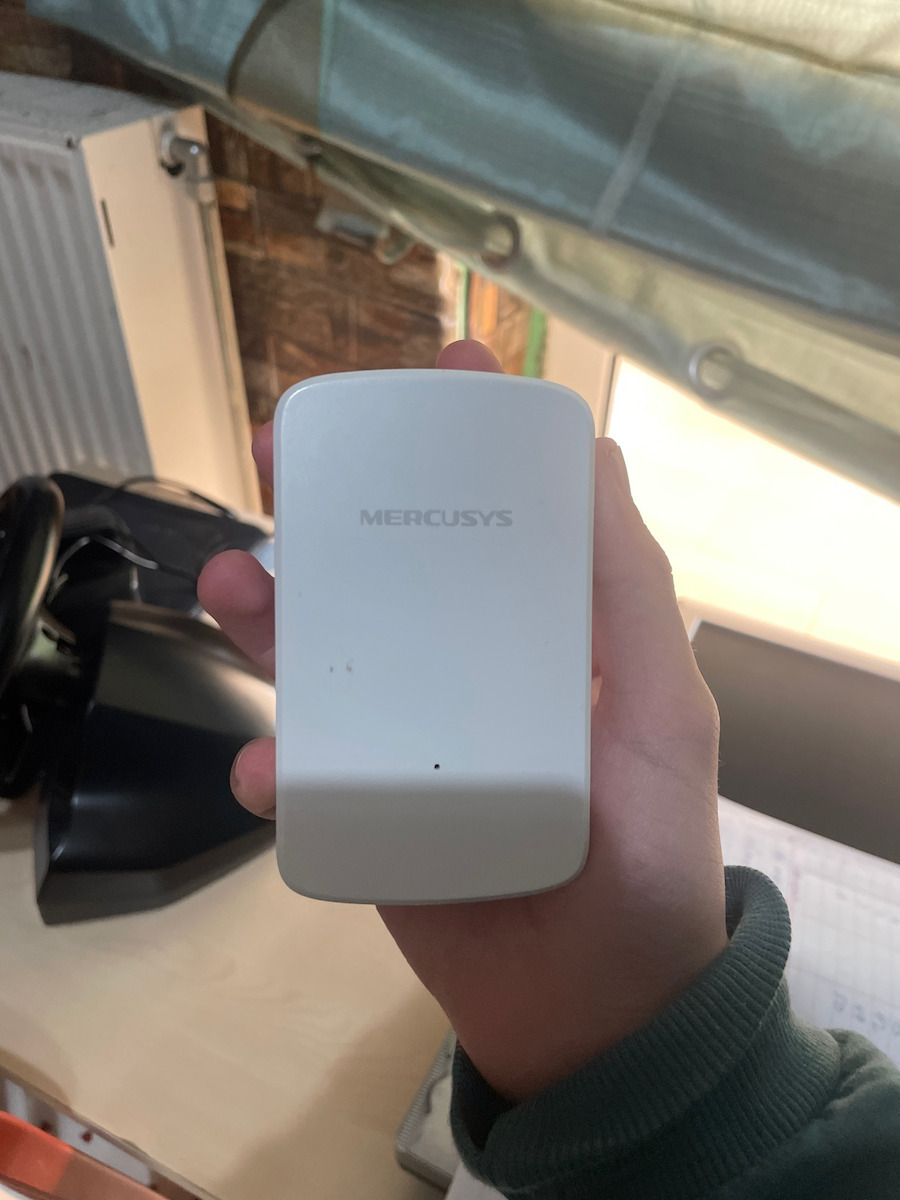 Mercusys ME10 v1 WiFi Extender Single Band (2.4GHz) 300Mbps