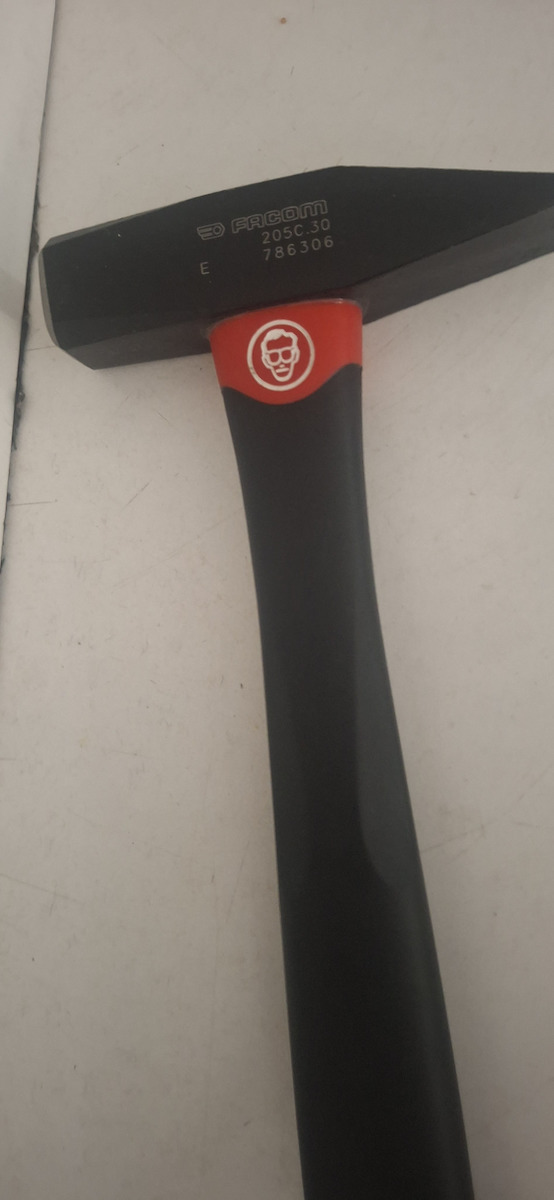 Facom Чук 300гр с Дръжка от Графит 205C.30