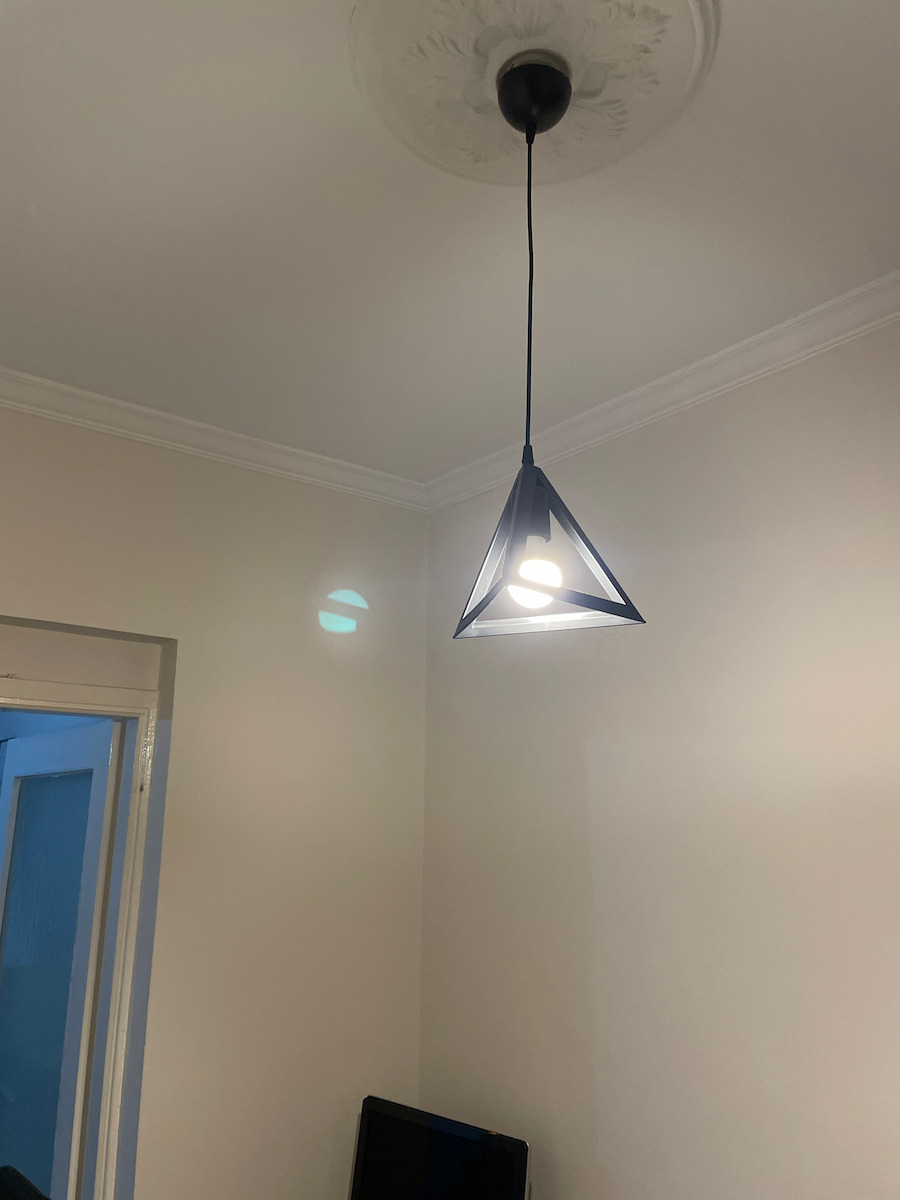 GloboStar Triangle Висящо Осветително Тяло Бронзов Мрежа с Цокъл E27 60x22x130см.