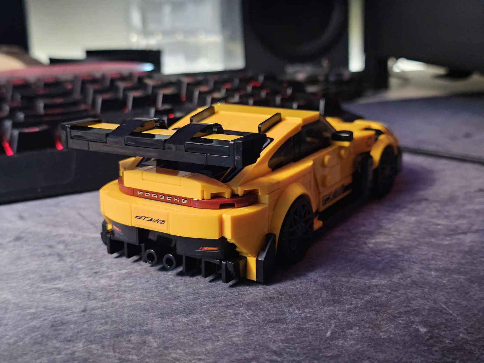 LEGO Speed Champions Porsche 911 GT3 RS за 9+ години 348 броя