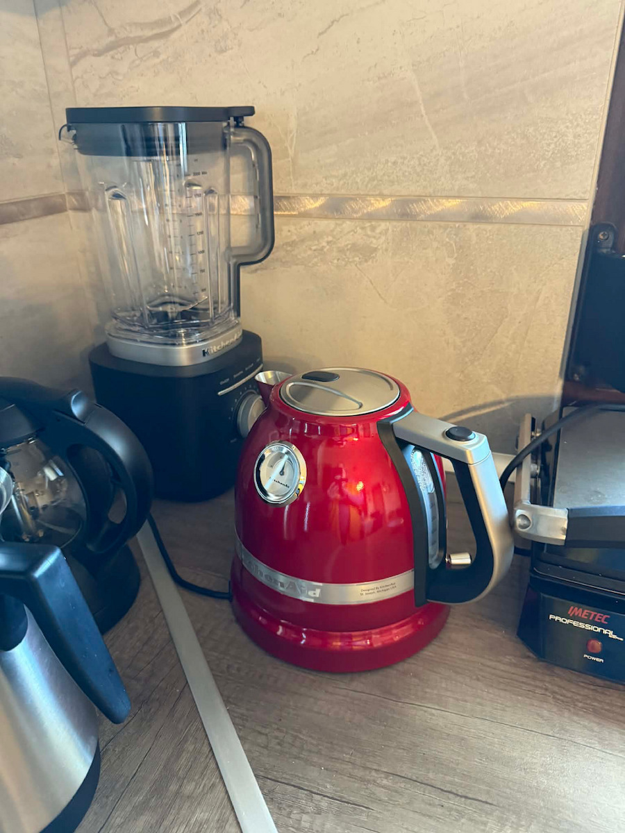 Kitchenaid Artisan Βραστήρας 1.5lt 2400W Empire Red