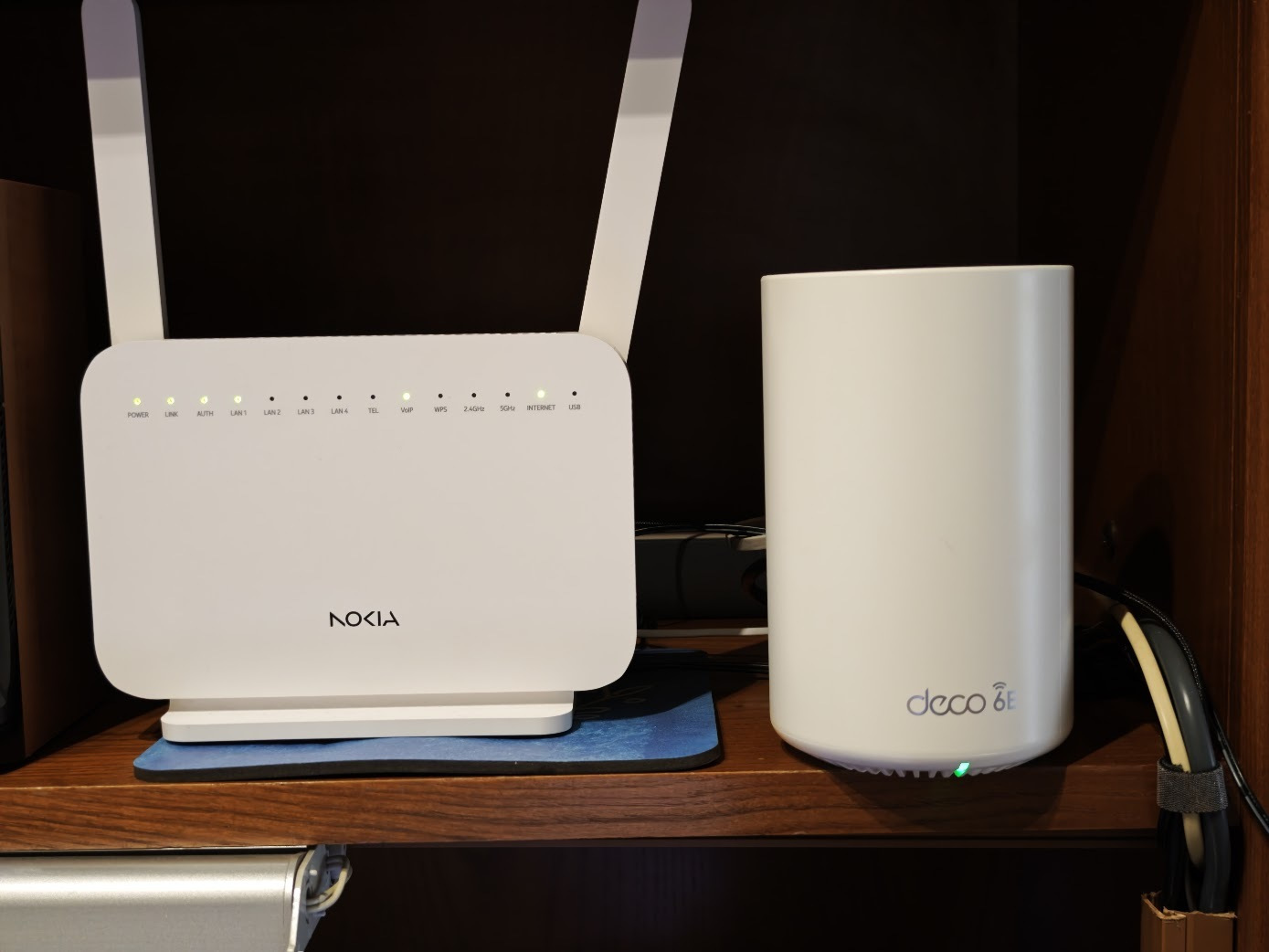 TP-LINK XE75 v2 WiFi Mesh Network Access Point Wi‑Fi 6E Dual Band (2.4 & 5GHz)
