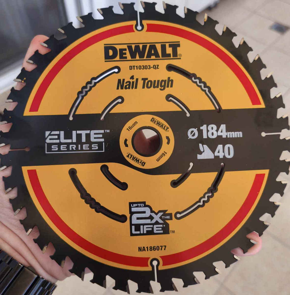 Dewalt Δίσκος Κοπής Ξύλου με 40 Δόντια 184mm