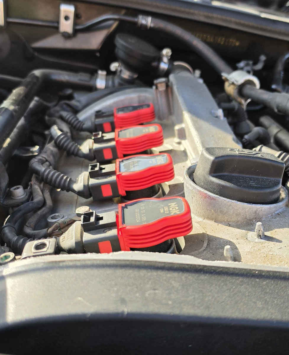 NGK U5013 Car Multiplier για AUDI A4/A6/A8 for Audi A4 / A6 48040