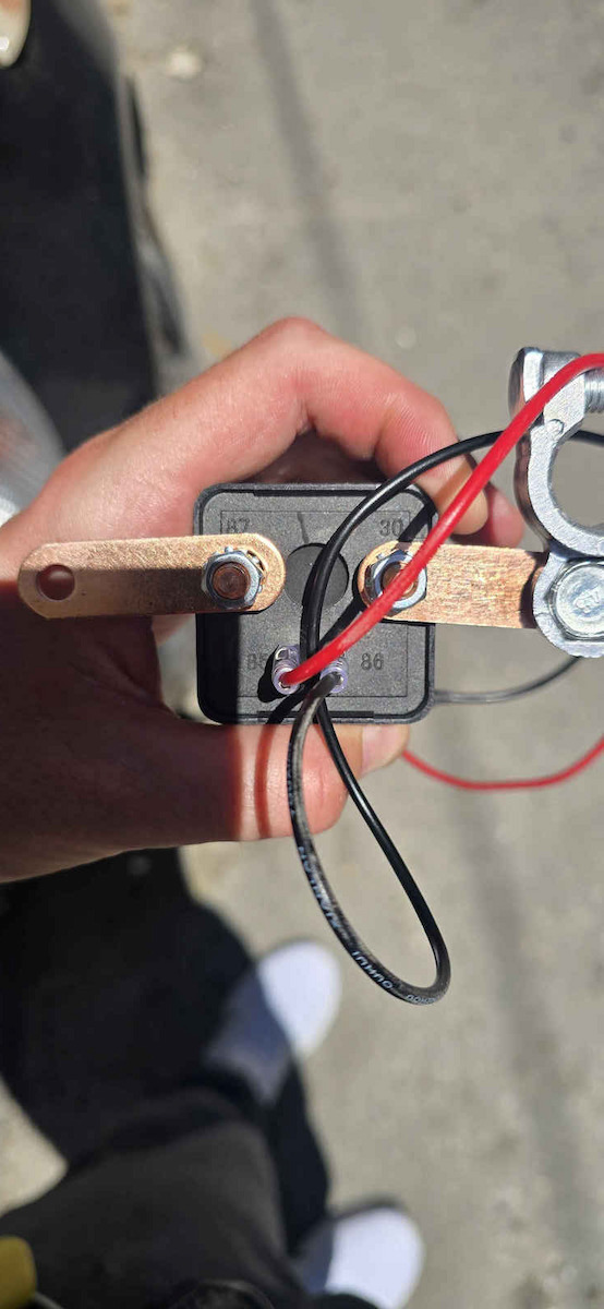 Battery Disconnect Switch Remote Control Prevents Battery Discharge High Security 12v 200a Suitable for Cars