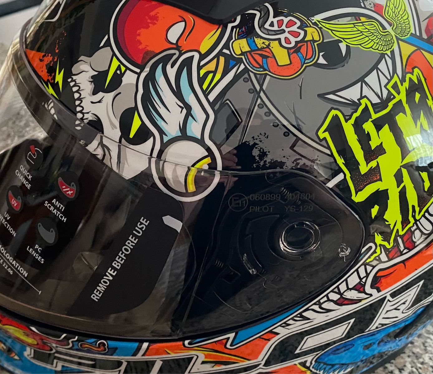 Pilot Flex Black Matt Motorcycle Helmet Full Face ECE 22.06 1450gr