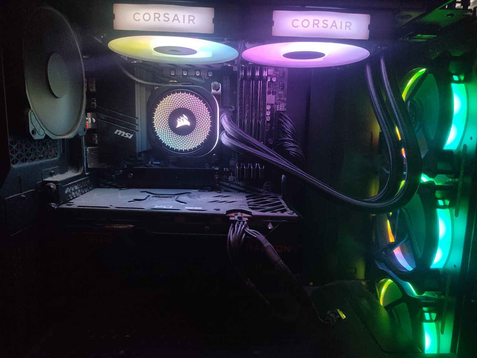 Corsair ICUE Link Titan 240 RX RGB Water Cooling AIO CPU with 2 120mm White Fans