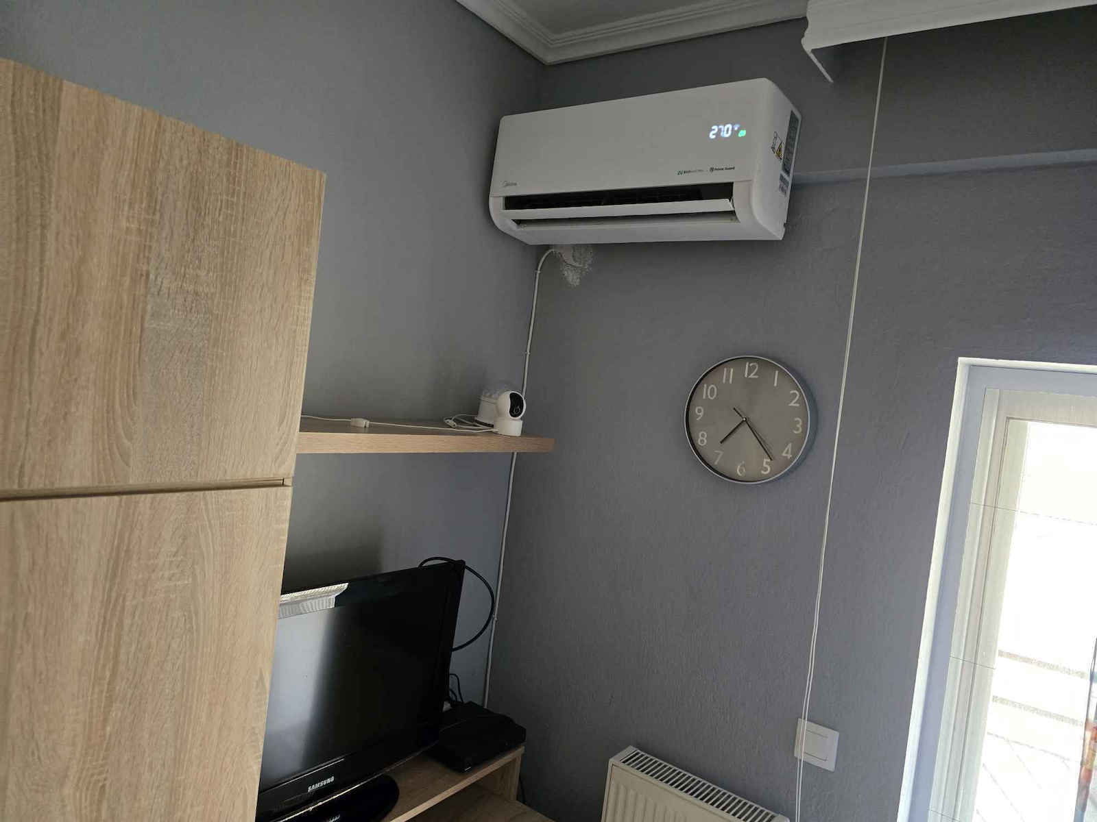 Midea Solstice Air Conditioner Inverter 9000 BTU A+++/A++ with Artificial Intelligence