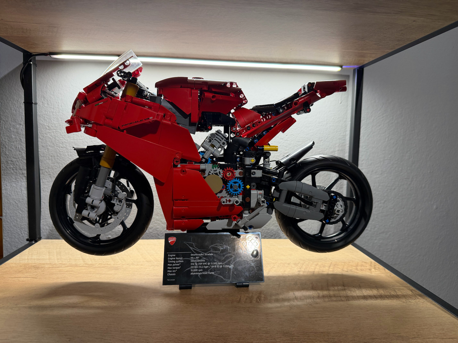 LEGO Technic Ducati Panigale V4 S Motorcycle for 18+ Years 1603 Pieces