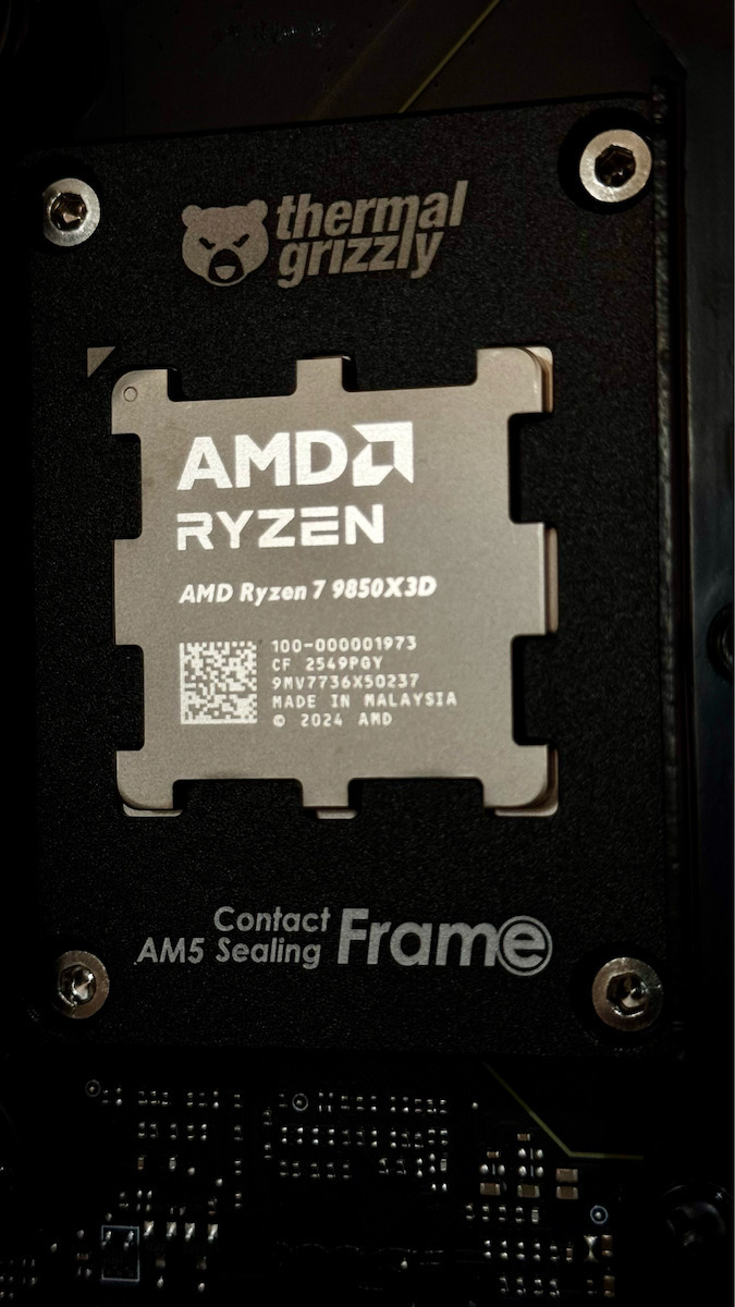 AMD Ryzen 7 4.7GHz Επεξεργαστής 8 Πυρήνων για Socket AM5 σε Κουτί