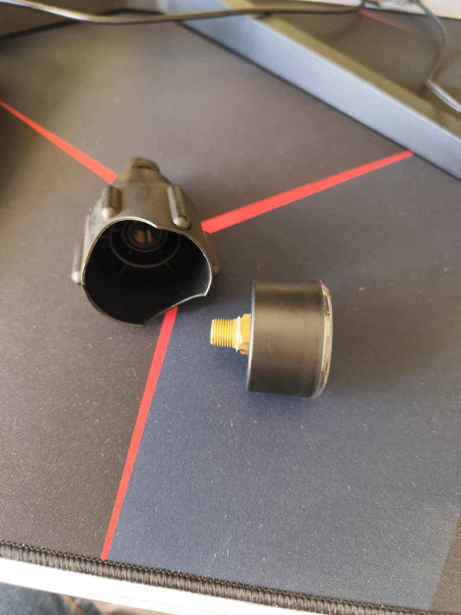 Manometru cu indicație până la 28psi pentru supapă SUP