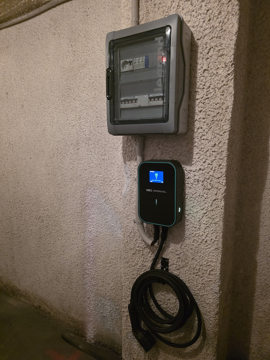 Green Cell EV14 Επιτοίχιος Τριφασικός Σταθμός Φόρτισης 22kW με Ενσωματωμένο Καλώδιο Type 2 (EV14)