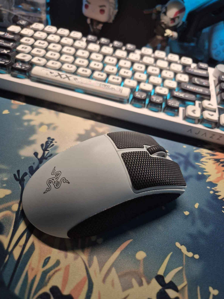 Razer Deathadder V4 PRO Ασύρματο Gaming Ποντίκι 45000 DPI Λευκό