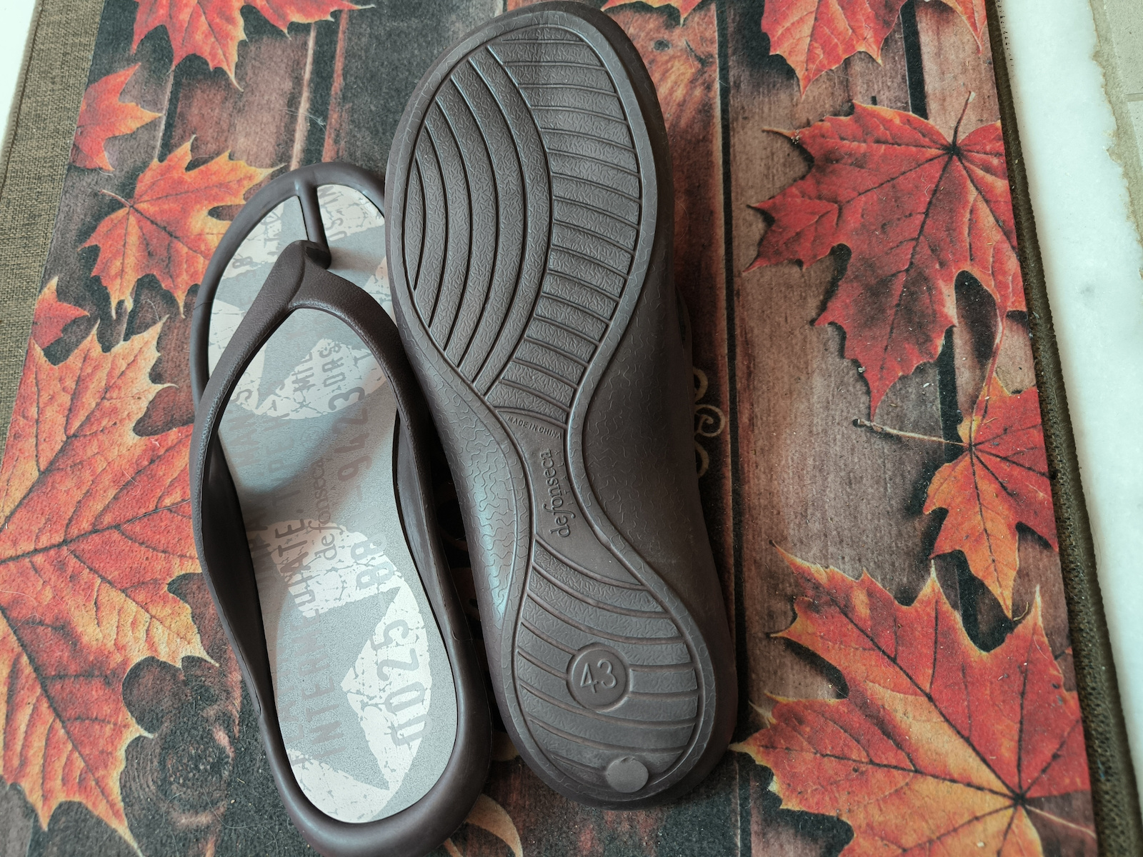 Capri Slapi Bărbați Flip Flops Maro