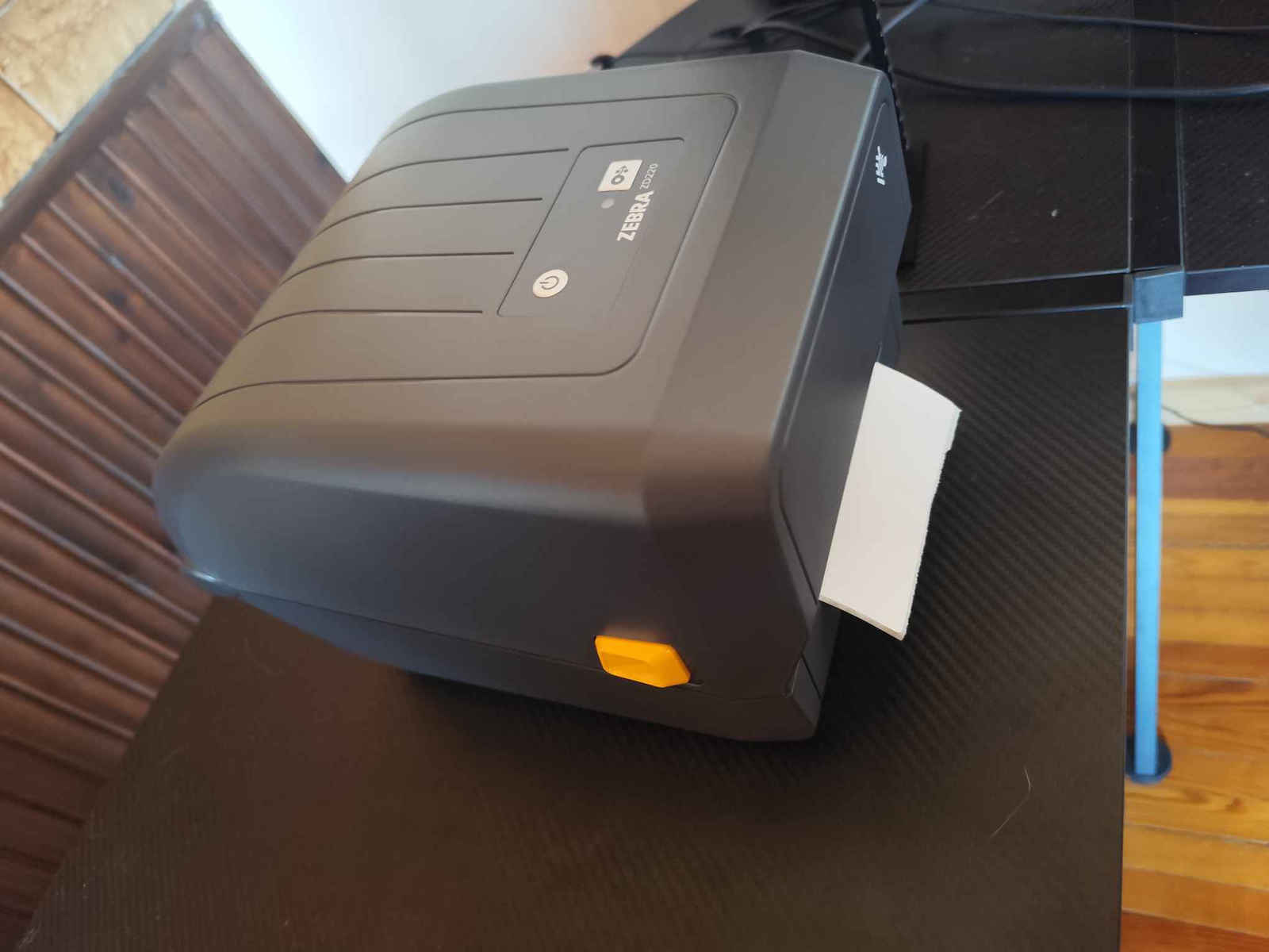 Zebra ZD220 Imprimantă de Etichete Transfer Termic USB 203 dpi