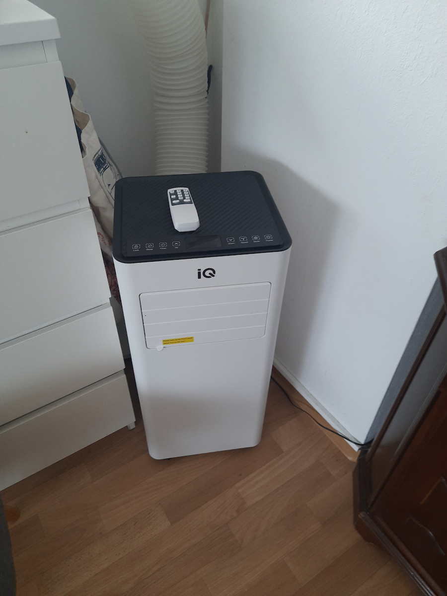 IQ Portable Air Conditioner 9000 BTU Cooling Heating