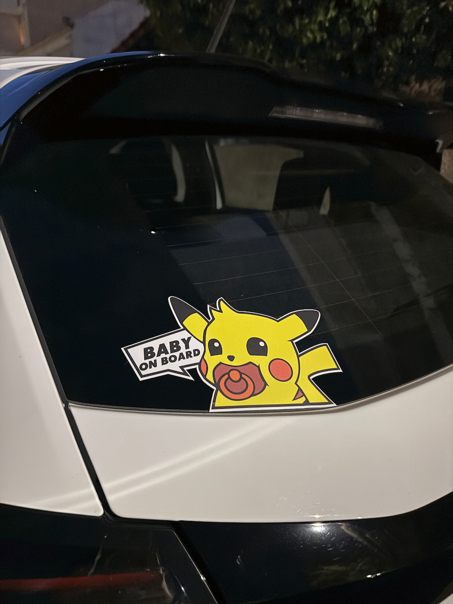 Σήμα Baby on Board με Αυτοκόλλητο Pikachu Κίτρινο