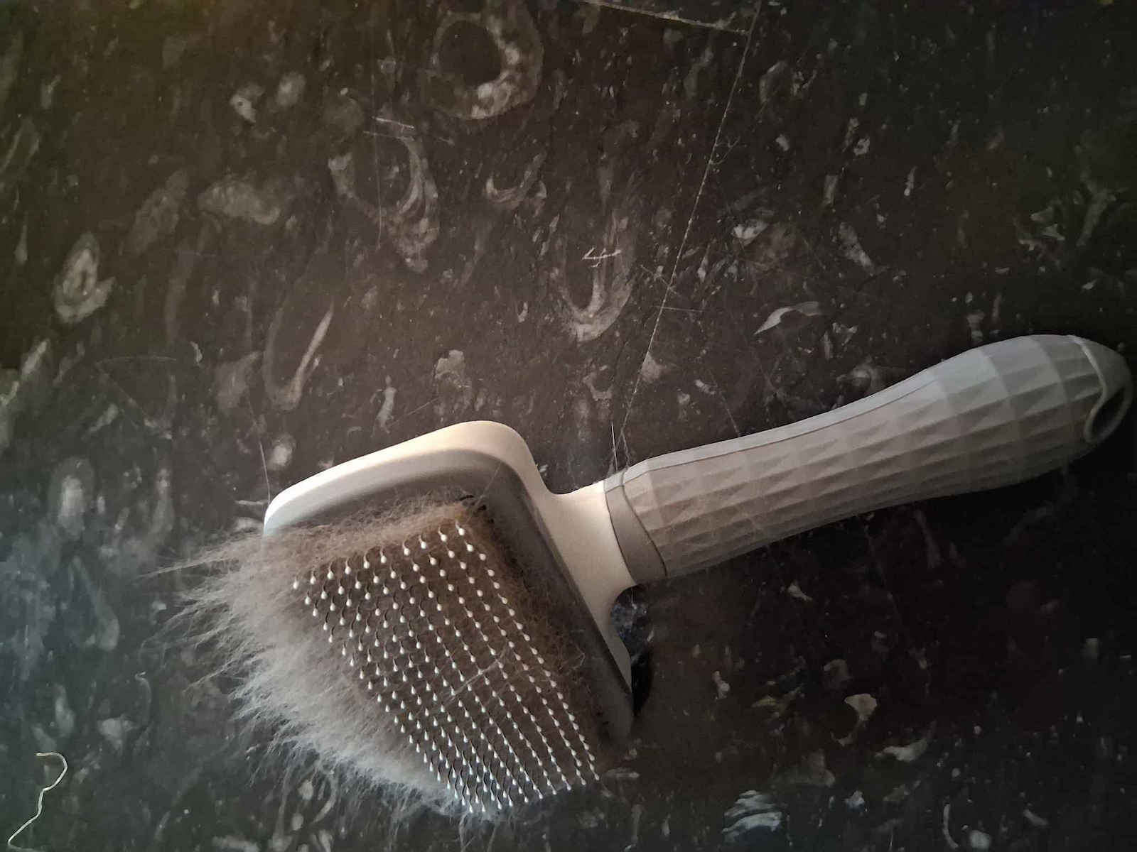 Self-Cleaning Brush for Cats and Dogs, Pink