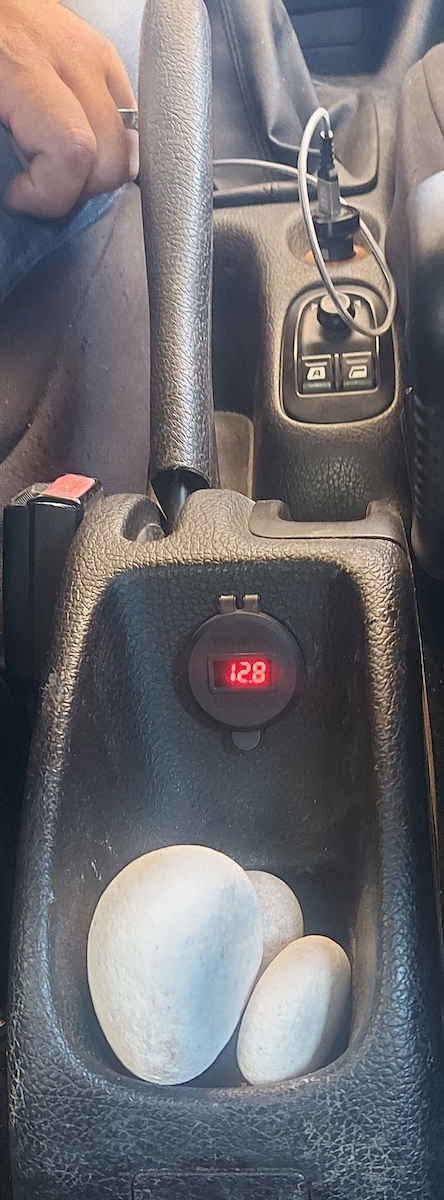 AMiO Car Cigarette Lighter Adapter 12V - 24V