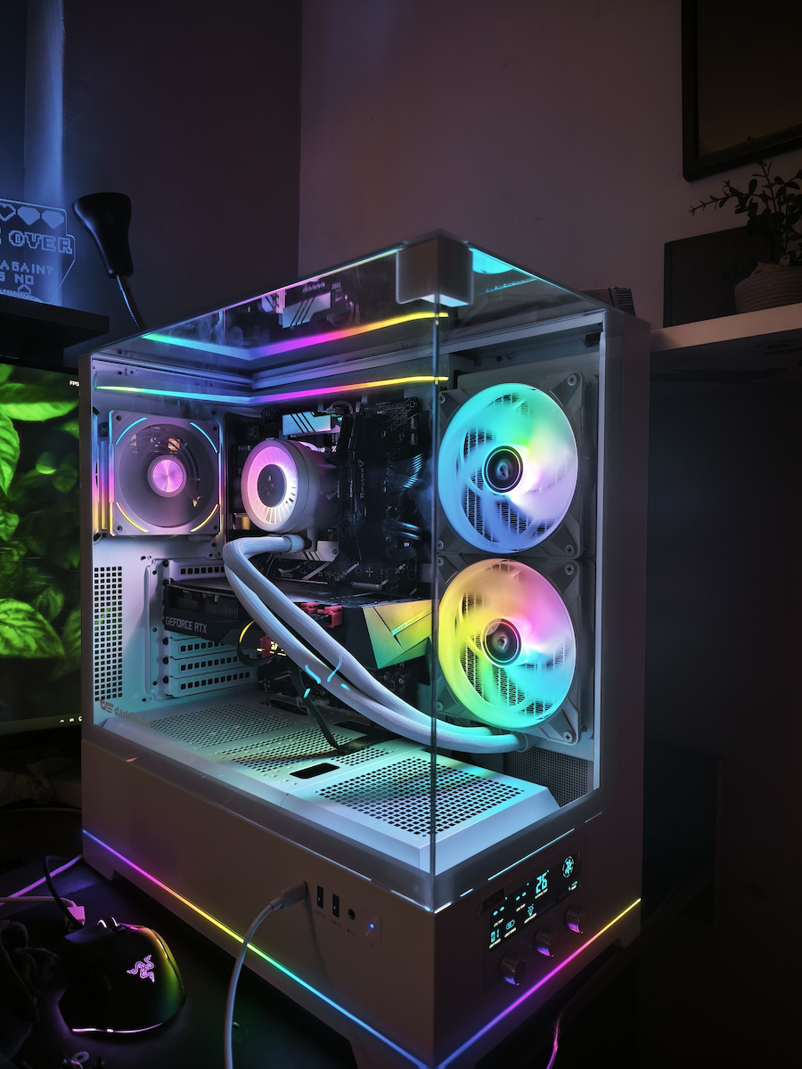 Darkflash DY450 PRO Gaming Midi Tower Computer Case with RGB Lighting White