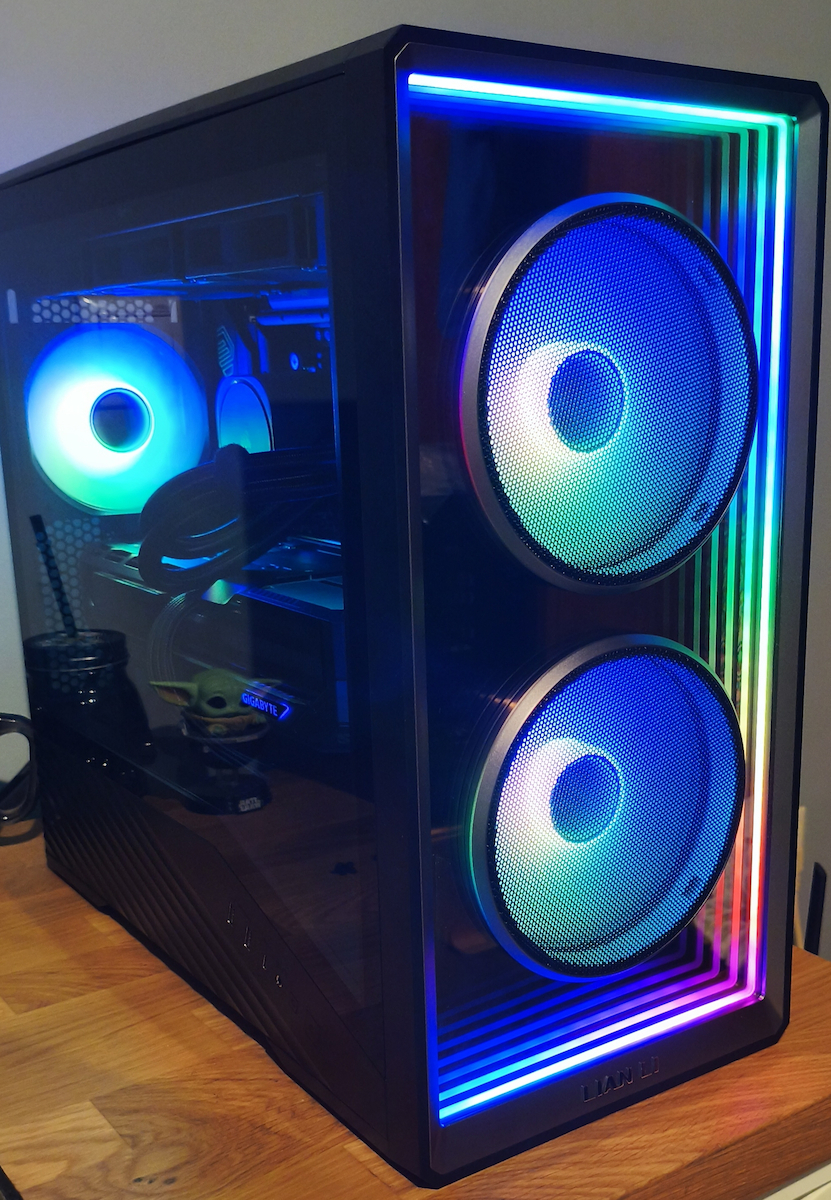 Lian Li Vector V150 Gaming Mini-Turm Computergehäuse mit Seitenfenster Schwarz