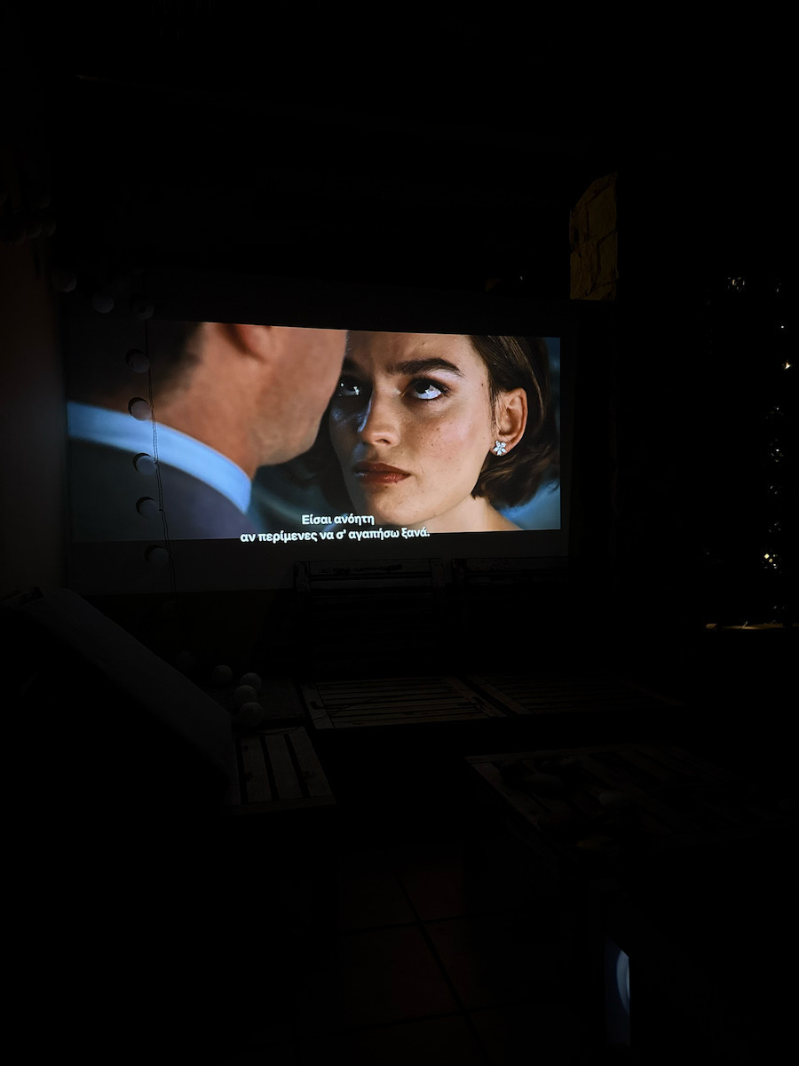 XGIMI Halo+ Mini 3D Projector DLP Full HD Simple Lamp with Wi-Fi and Built-in Speakers