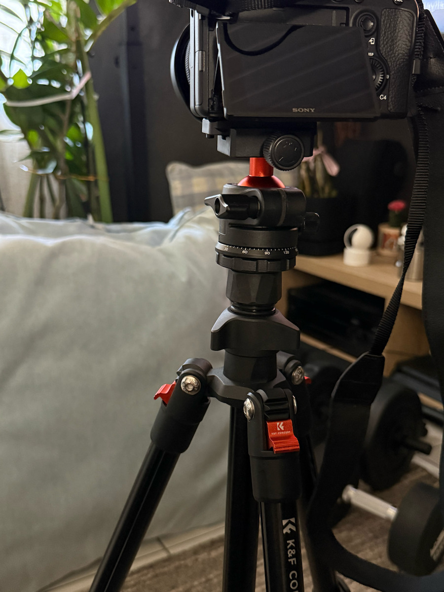 K&F Concept B1234M Video-Stativ Mit KF28S Nylon Kugelkopf