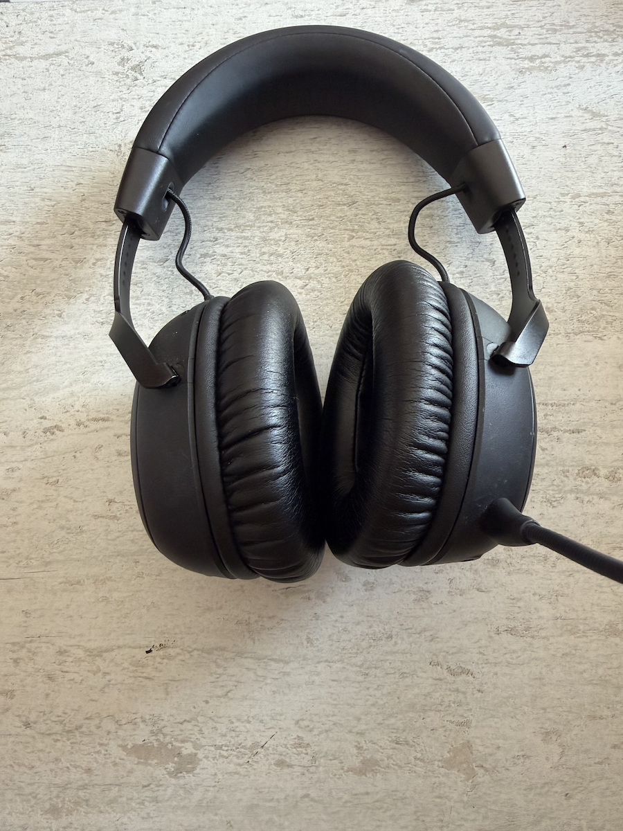 HyperX Cloud III S Wireless Over Ear Gaming Headset with Connection Bluetooth / USB Black/Red