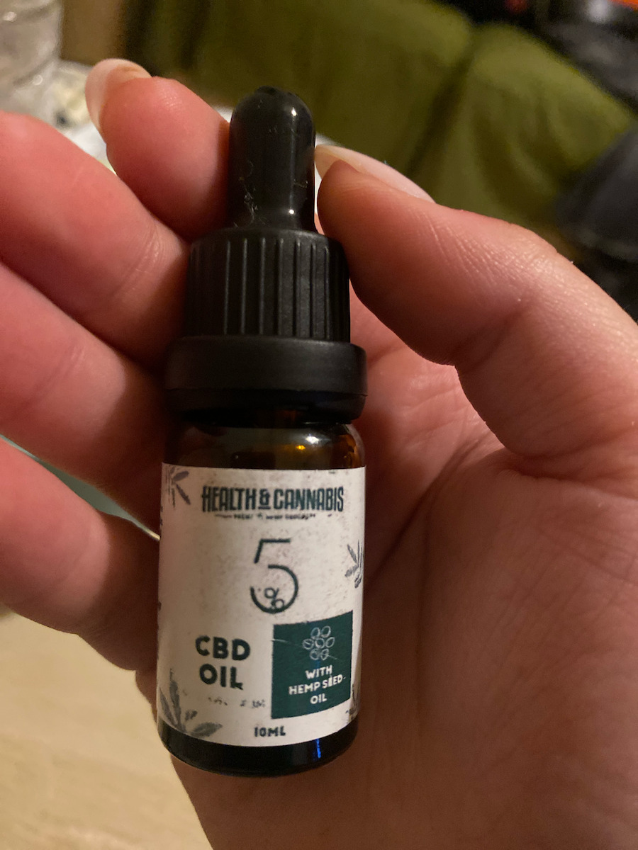 Health & Cannabis CBD 5% Full Spectrum Hemp Oil For Anxiety Reduction 500mg With 5% CBD 10ml
