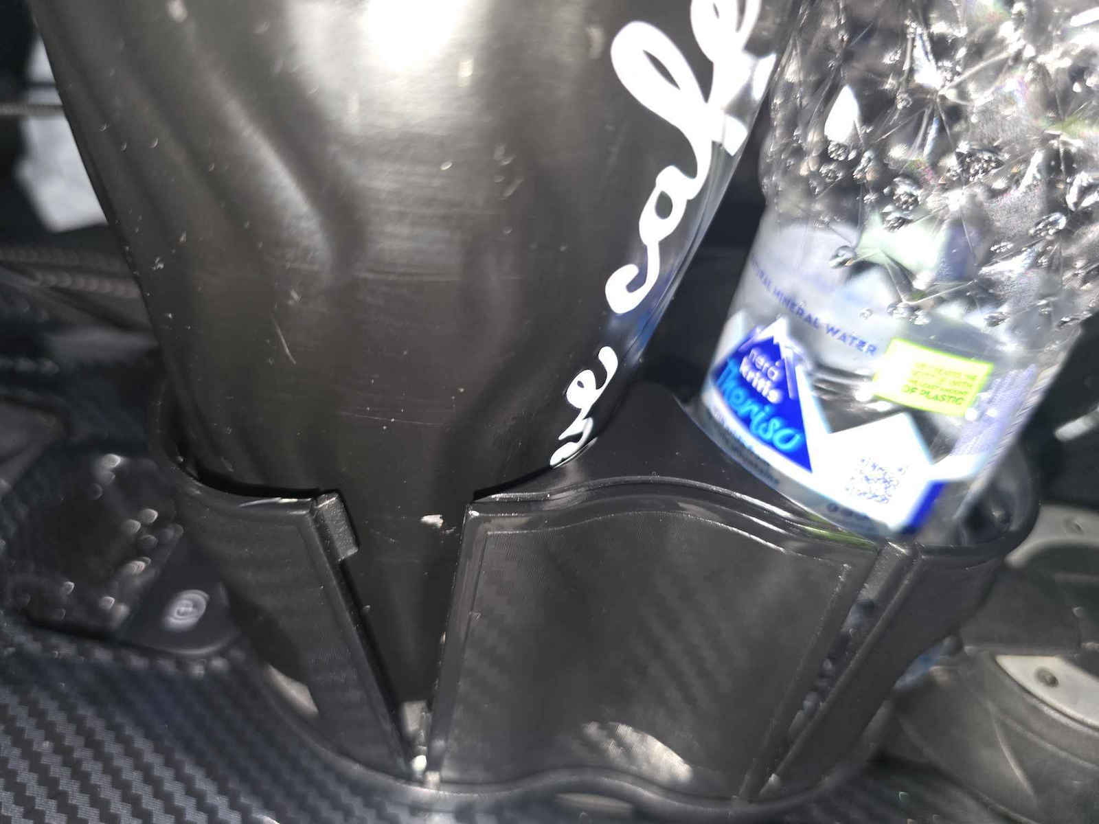 Extending Car Cup Holder Carbon Look Double Ez0750