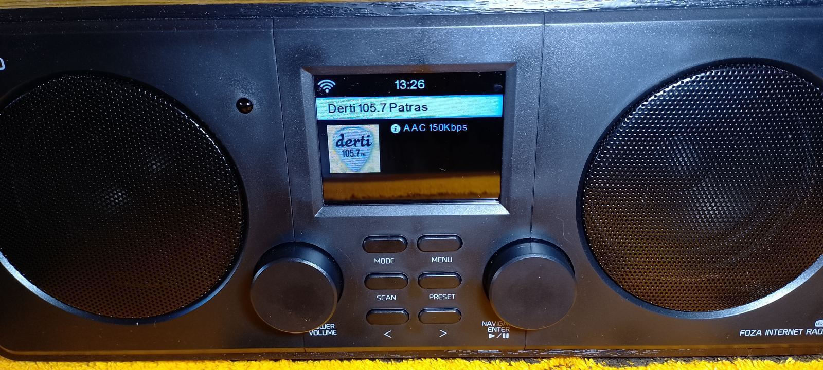 Audizio Bucine Graues Digitales Stereo Internet WiFi Radio DAB+ FM & Bluetooth 102.534